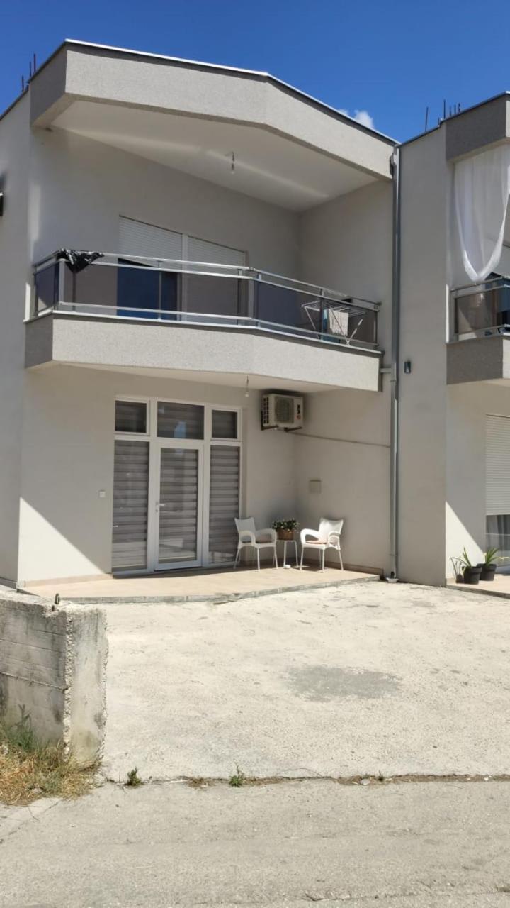 Maria Apartment Igalo Exterior photo